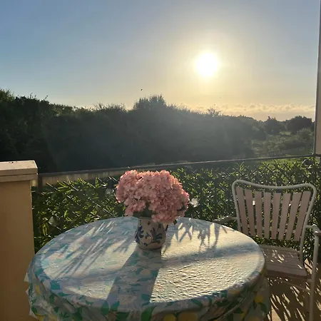 بيت ضيافة Esmaraldas House Of *