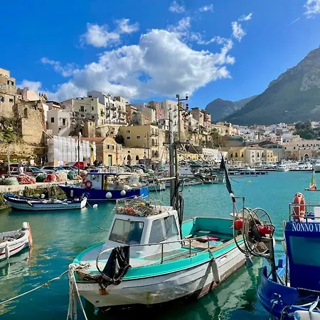 Esmaraldas House Of * تيراسيني